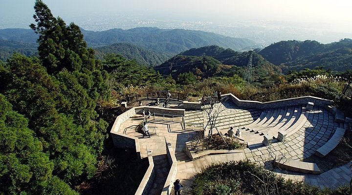 🏞️ 말썽꾸러기 왕국 (완파쿠 오코쿠) 이미지 6